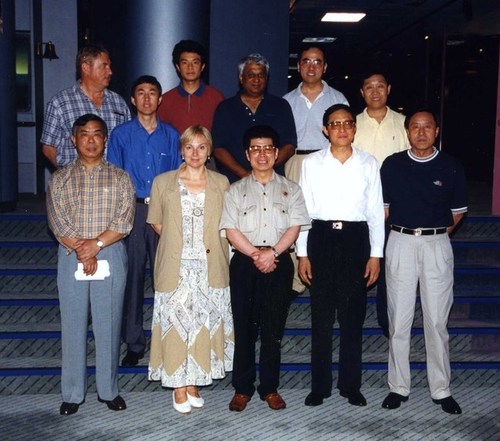 Medium prc lng delegation to nt 6 feb 1999  6 